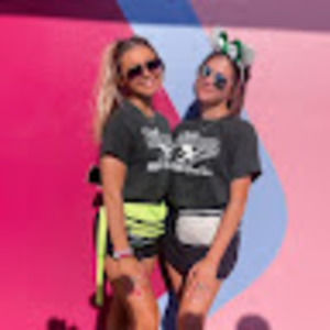 Meet your Posher, Dakota